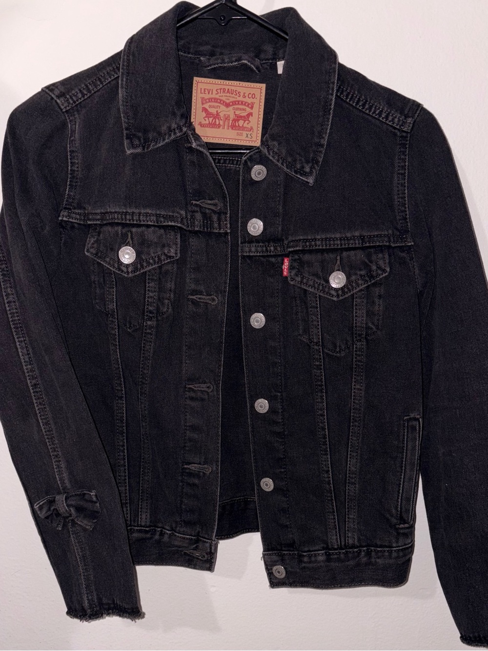Levi's Strauss & Co Women Black Denim Jacket with bows Size XS - Used